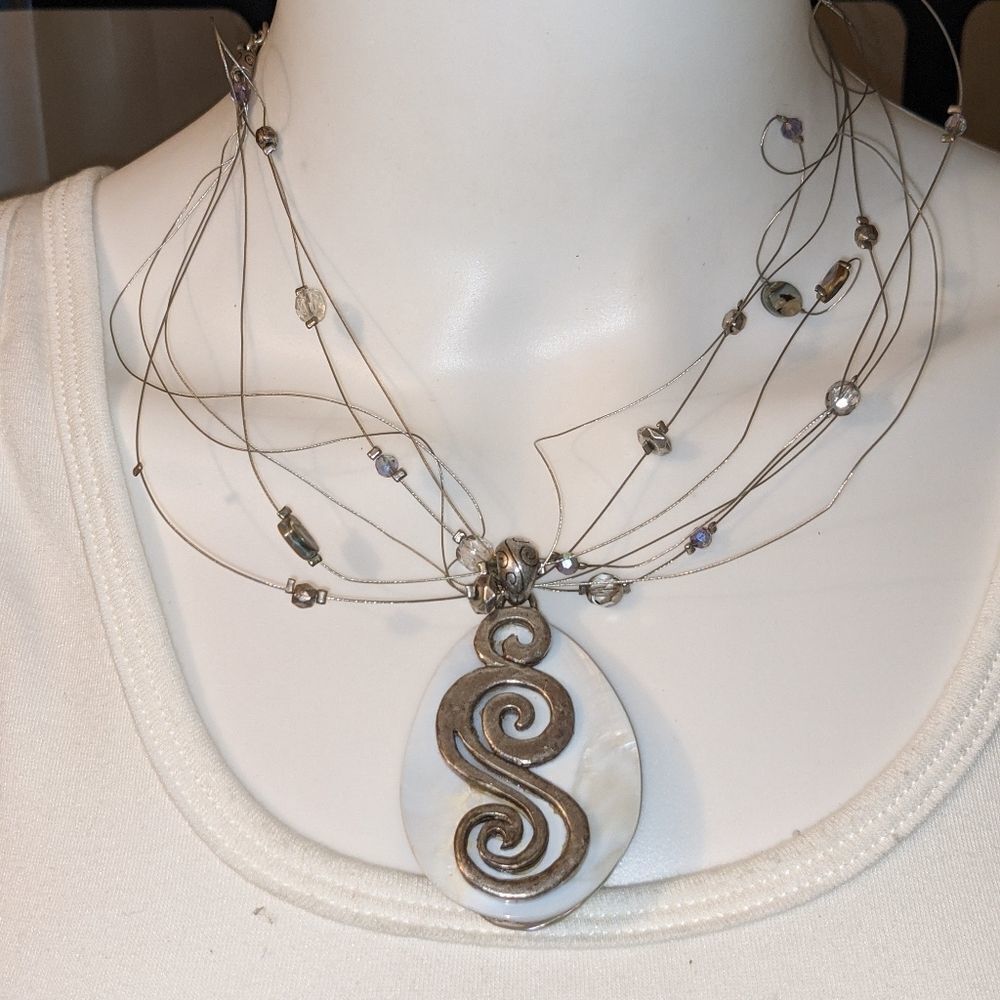 Vintage Handcrafted Abalone Shell Floating Neckla… - image 5